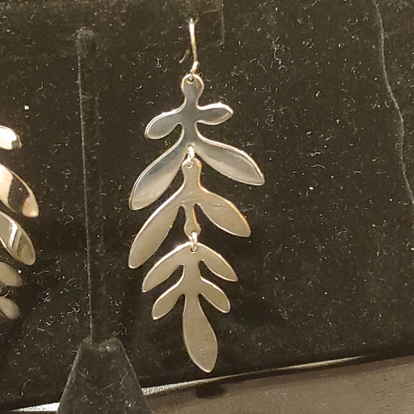 Long Silver Leaf Earrings - Picture 3 of 3